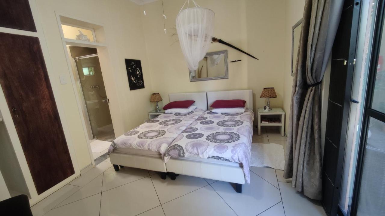 Maison Ambre Guesthouse Windhoek Eksteriør billede